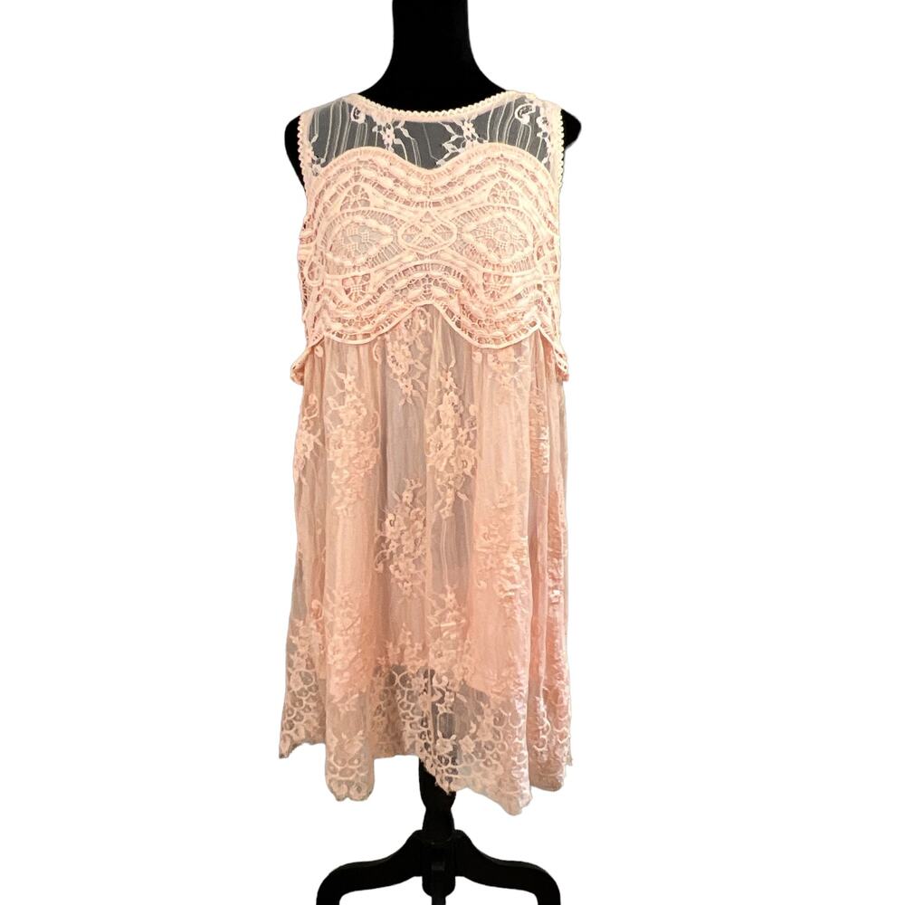 Vintage Inspired Romantic Sleeveless Peach Lace Dress Size Small